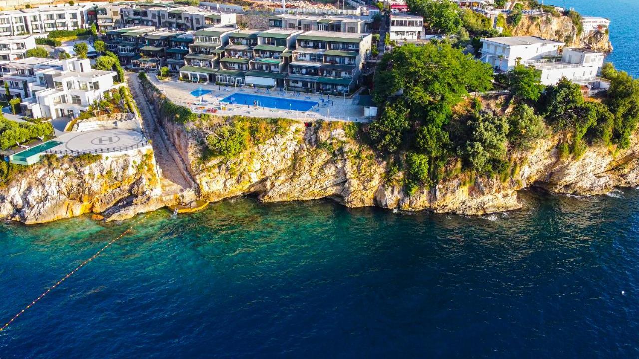 Villa Amos At Aquamarine Residence Vlore Exterior photo